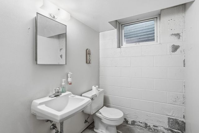 601 E 103rd Street, Bloomington, MN 55420