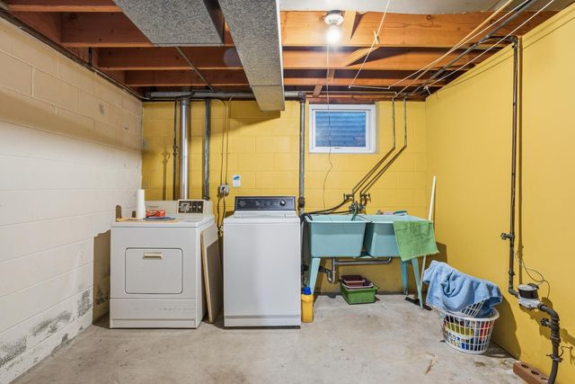 601 E 103rd Street, Bloomington, MN 55420