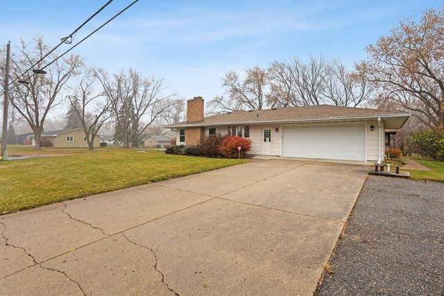 601 E 103rd Street, Bloomington, MN 55420