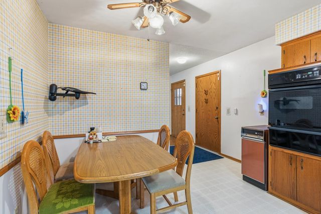 601 E 103rd Street, Bloomington, MN 55420