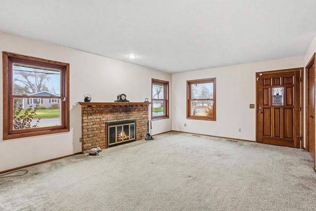 601 E 103rd Street, Bloomington, MN 55420