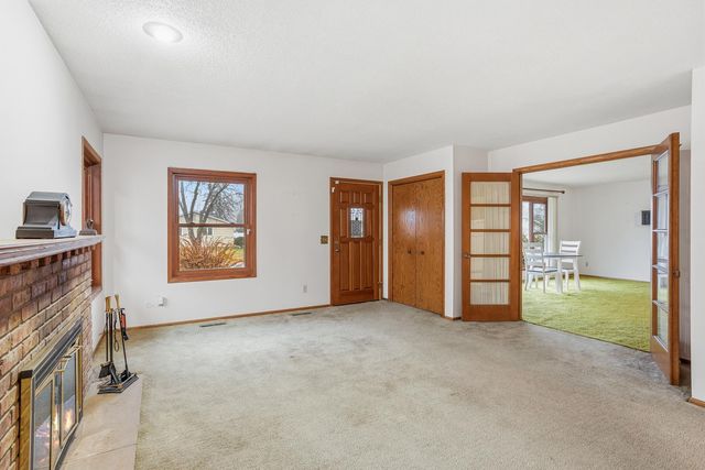 601 E 103rd Street, Bloomington, MN 55420