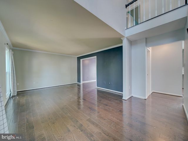 9618 CLOVER HILL RD, Manassas, VA 20110
