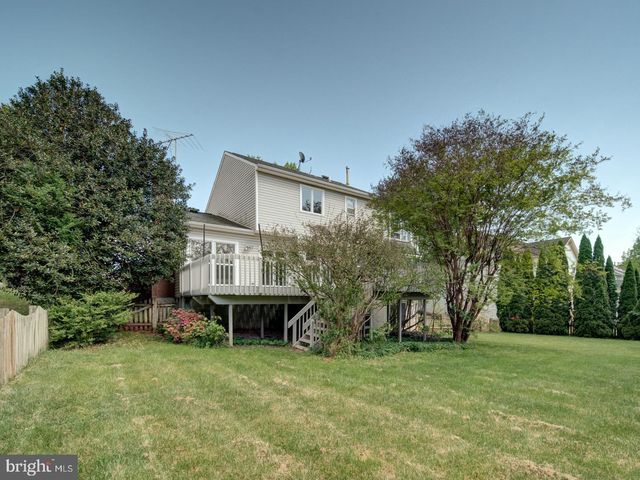 9618 CLOVER HILL RD, Manassas, VA 20110
