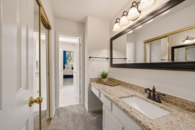 3906 Brookfield Drive, Arlington, TX 76001