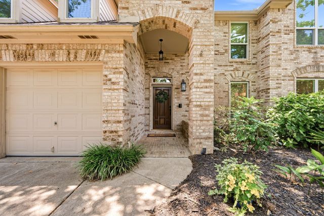3906 Brookfield Drive, Arlington, TX 76001