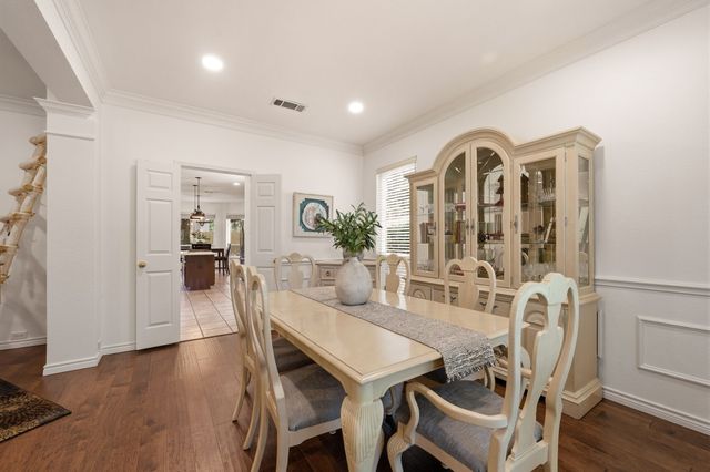 3906 Brookfield Drive, Arlington, TX 76001