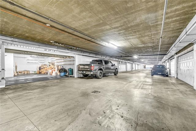 18347 Saticoy 24, Reseda, CA 91335