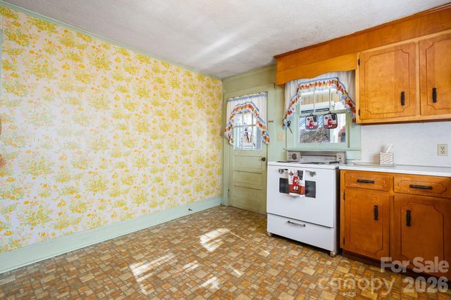 731 Summers Road, Valdese, NC 28690