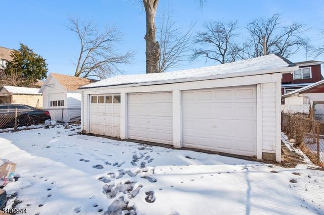 56 Osborne Pl, Irvington Twp., NJ 07111