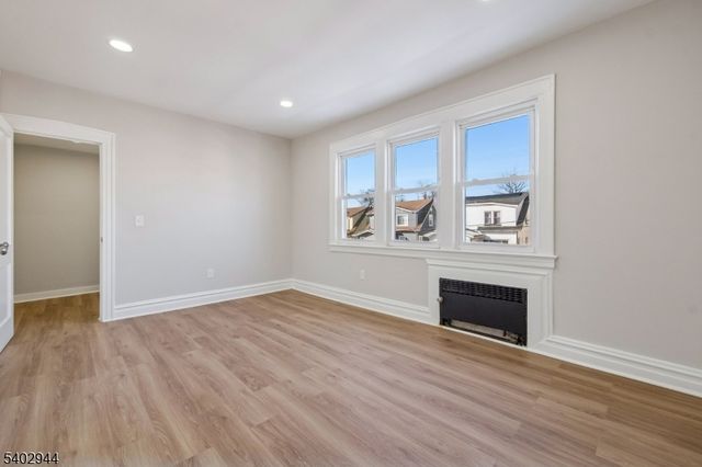 56 Osborne Pl, Irvington Twp., NJ 07111