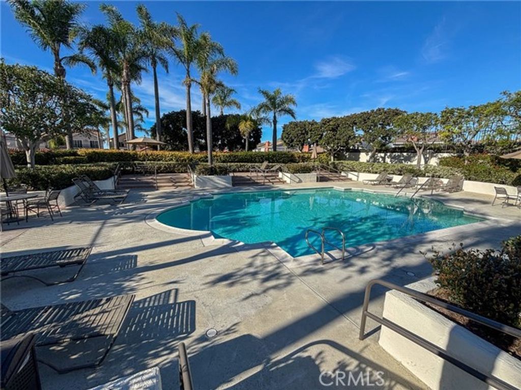 75 Palm Beach Court, Dana Point, CA 92629