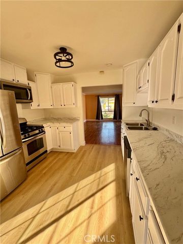 5002 W 142 Street, Hawthorne, CA 90250