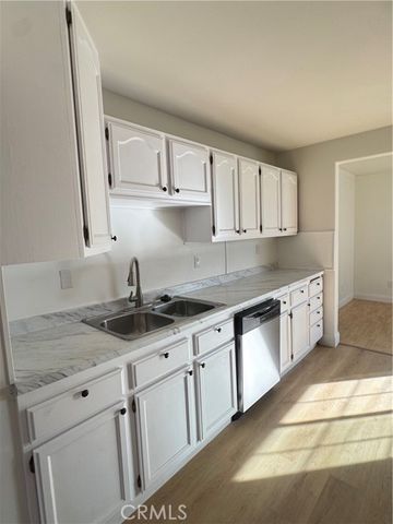 5002 W 142 Street, Hawthorne, CA 90250