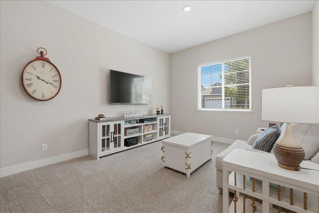 1504 Red Lake Way, Lincoln, CA 95648