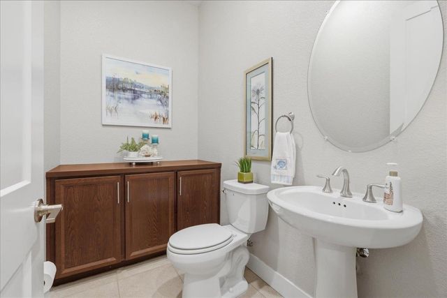 1504 Red Lake Way, Lincoln, CA 95648
