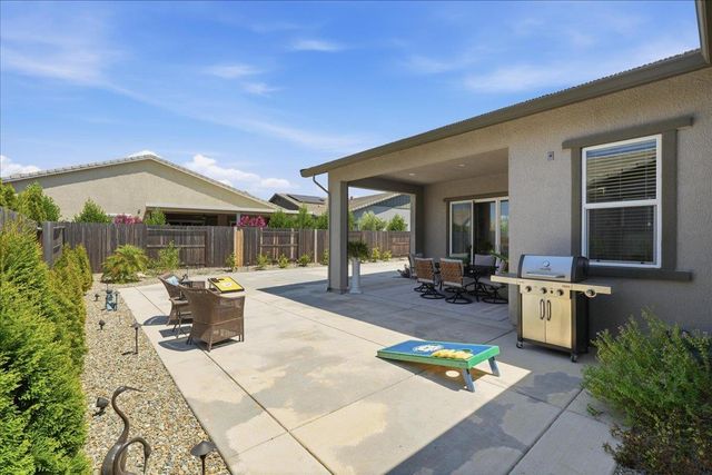 1504 Red Lake Way, Lincoln, CA 95648