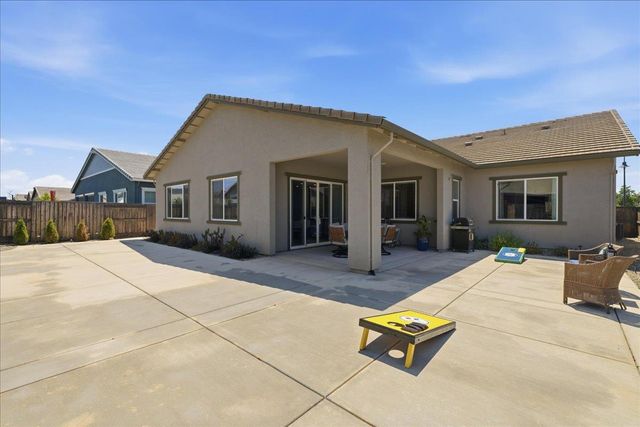 1504 Red Lake Way, Lincoln, CA 95648