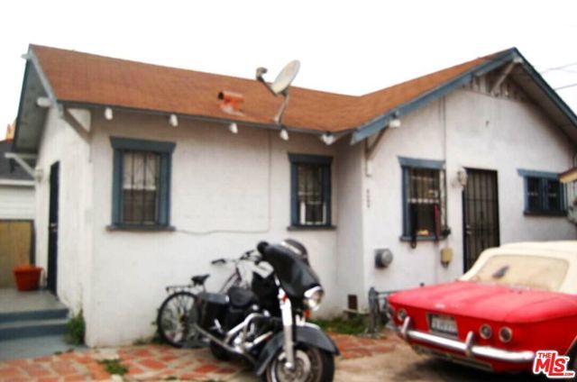 1631 W 84th Street, Los Angeles, CA 90047