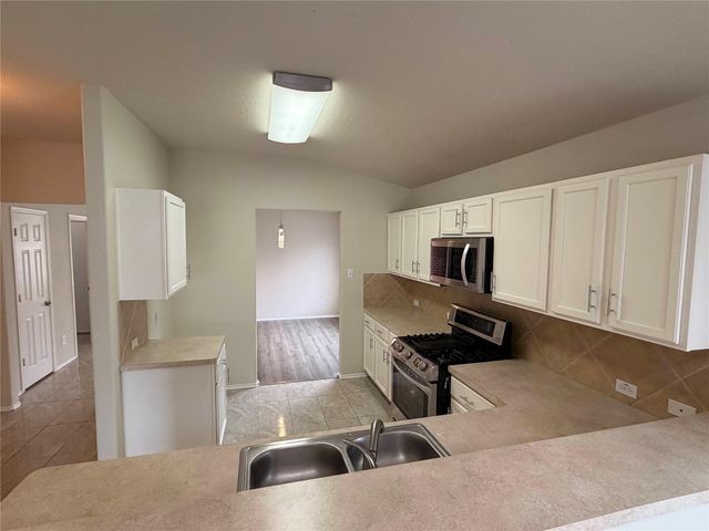 631 Kiley Drive, Houston, TX 77073