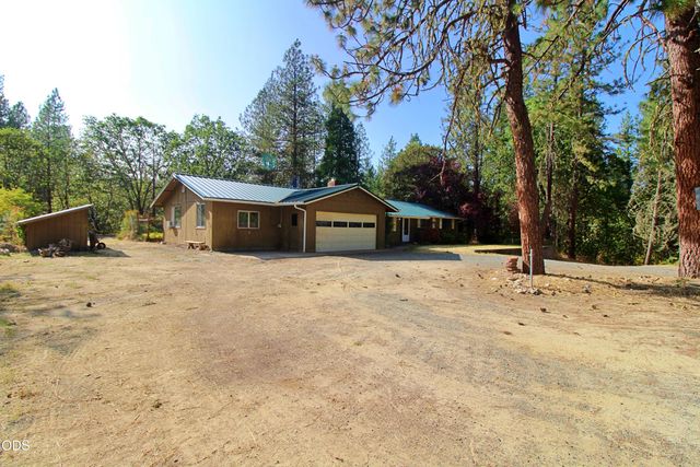 1784 Stringer Gap Road, Grants Pass, OR 97527