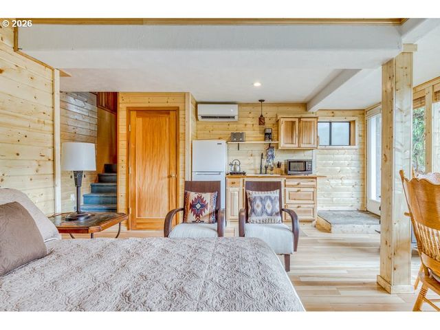 22 Nw LUCAS St, Stevenson, WA 98648