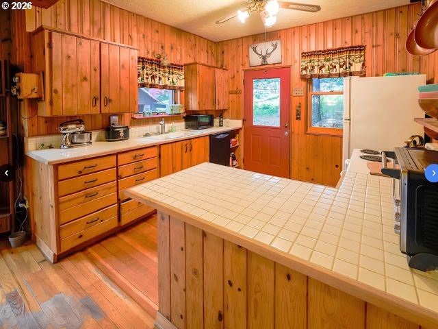 22 Nw LUCAS St, Stevenson, WA 98648
