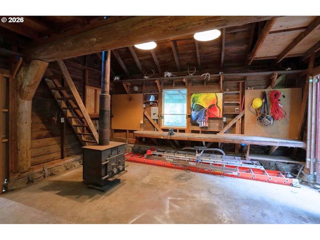 22 Nw LUCAS St, Stevenson, WA 98648