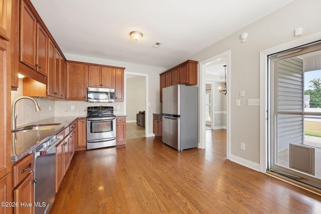 4116 Killarney Drive, Winterville, NC 28590