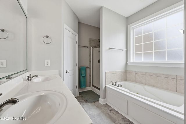 4116 Killarney Drive, Winterville, NC 28590