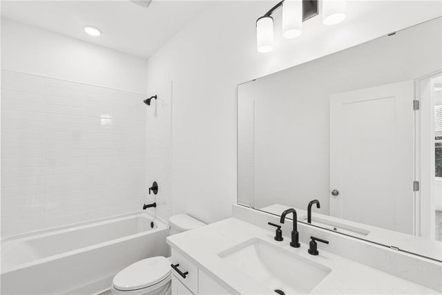 787 Auguste Avenue, Scottdale, GA 30079