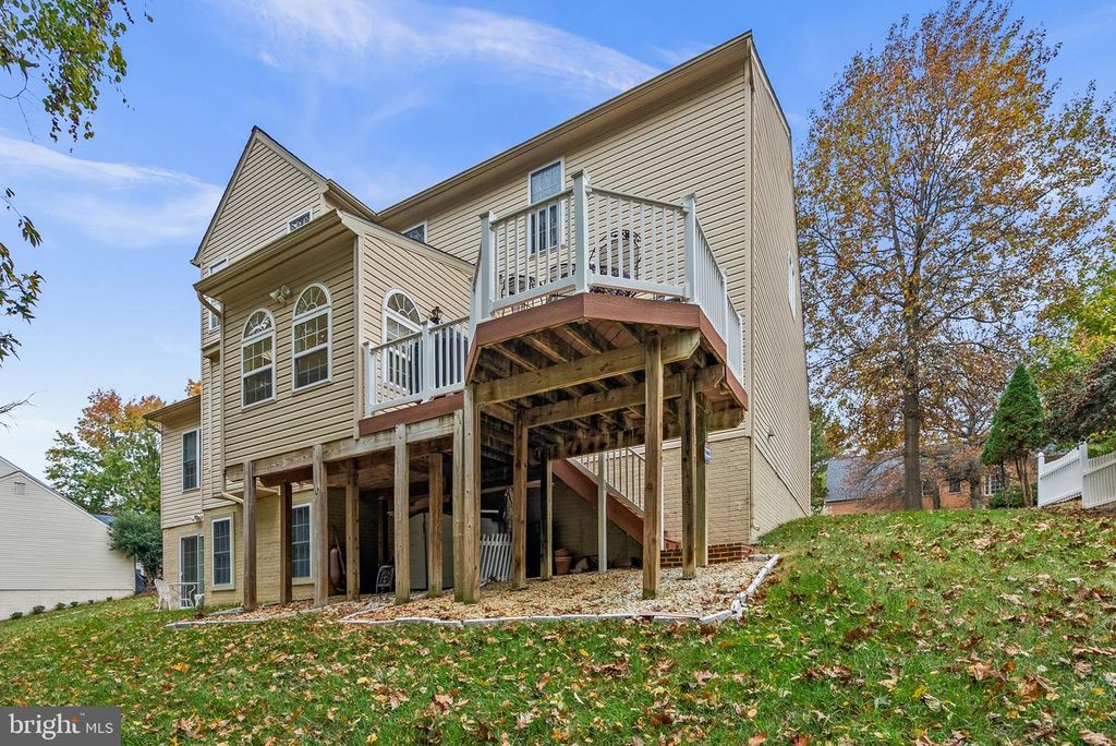 Image 39 of property listing at 12901 CANOE CT, Fort Washington, MD 20744