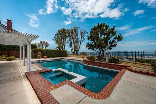 4431 E Olive Branch, Anaheim, CA 92807