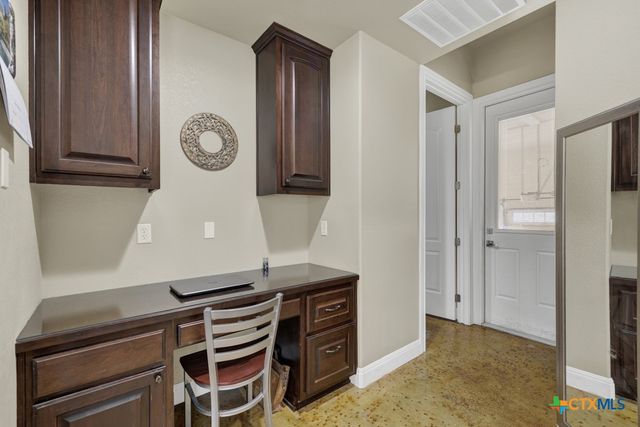 3032 Rolling Oaks Drive, New Braunfels, TX 78132