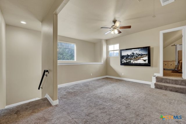 3032 Rolling Oaks Drive, New Braunfels, TX 78132