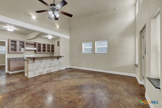 3032 Rolling Oaks Drive, New Braunfels, TX 78132