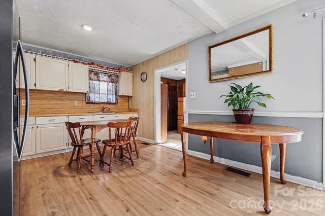 1048 Old Thompson Avenue, Lancaster, SC 29720