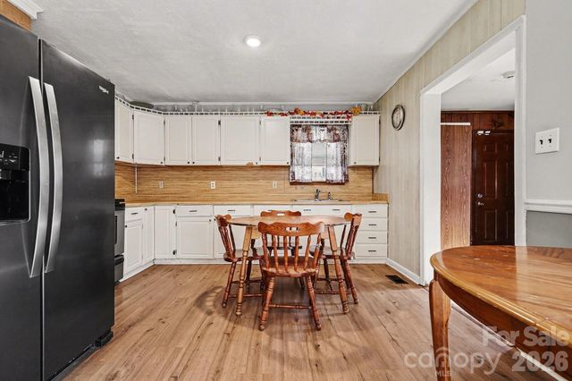 1048 Old Thompson Avenue, Lancaster, SC 29720