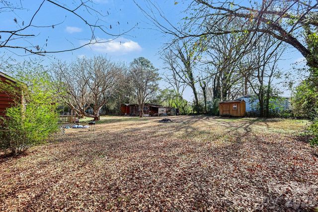 1048 Old Thompson Avenue, Lancaster, SC 29720