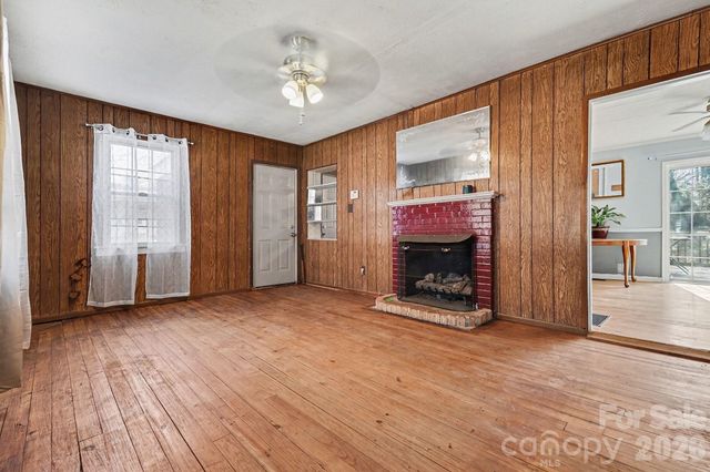 1048 Old Thompson Avenue, Lancaster, SC 29720