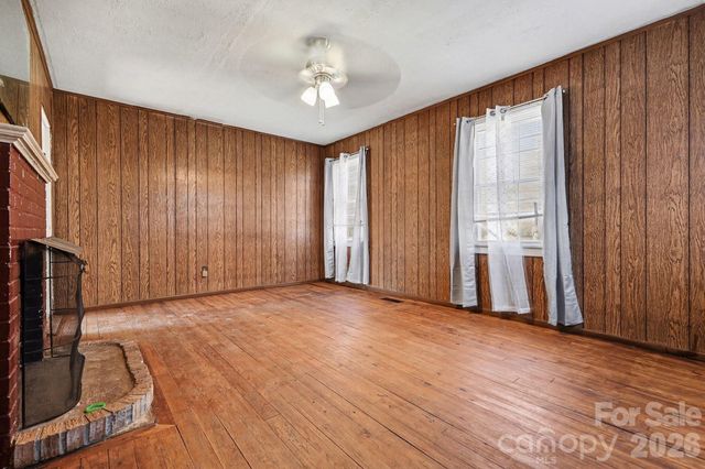 1048 Old Thompson Avenue, Lancaster, SC 29720