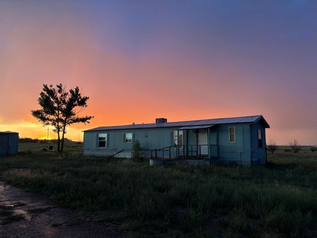 70 Clara Lane, Estancia, NM 87016
