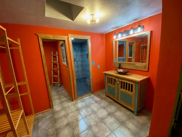 70 Clara Lane, Estancia, NM 87016