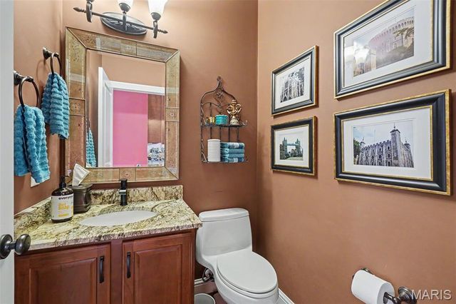 1157 Hollow Valley Court, St Charles, MO 63304