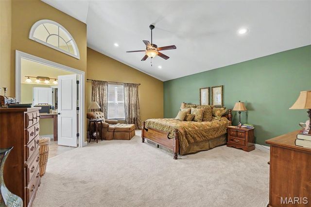 1157 Hollow Valley Court, St Charles, MO 63304