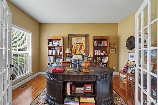1157 Hollow Valley Court, St Charles, MO 63304