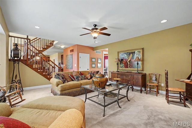 1157 Hollow Valley Court, St Charles, MO 63304