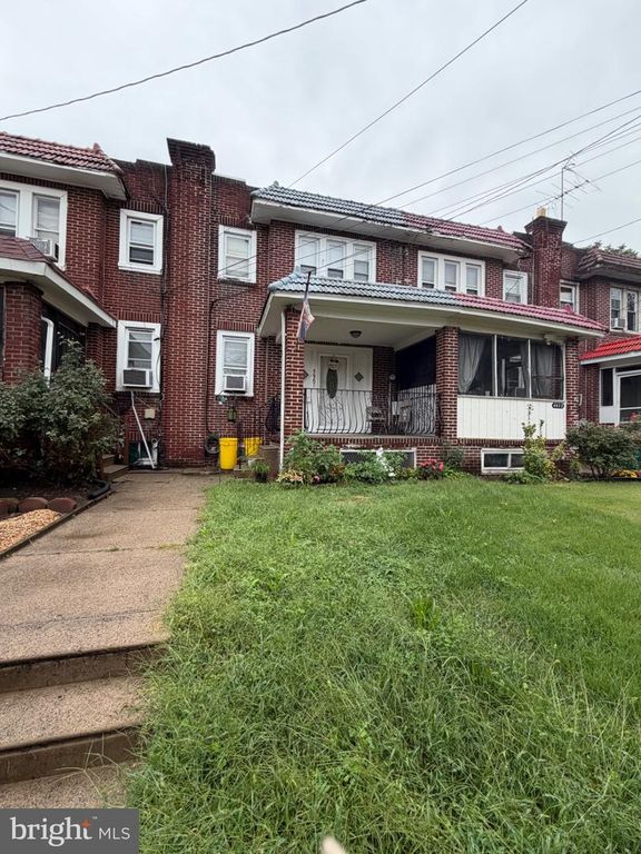 4620 WOODLAND AVE, PENNSAUKEN, NJ 08110 — exterior