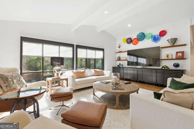 1860 Meredith Drive NW, Atlanta, GA 30318