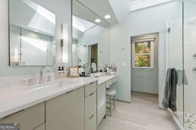 1860 Meredith Drive NW, Atlanta, GA 30318